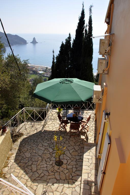 Stella'S Apartments Agios Gordios  Exterior foto