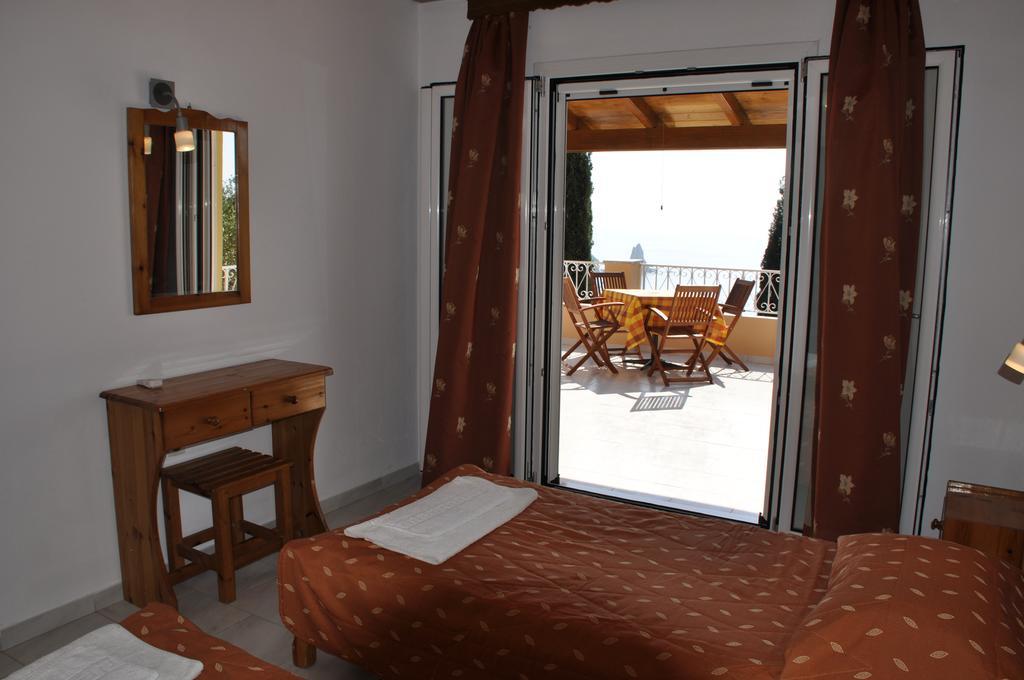 Stella'S Apartments Agios Gordios  Exterior foto