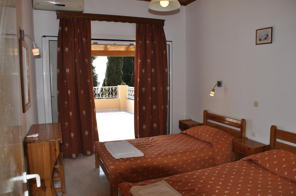 Stella'S Apartments Agios Gordios  Exterior foto